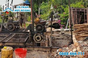 Đóng cừ tràm bằng máy rung