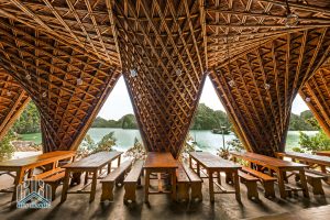 Công trình tre Castaway Island Resort Hải Phòng